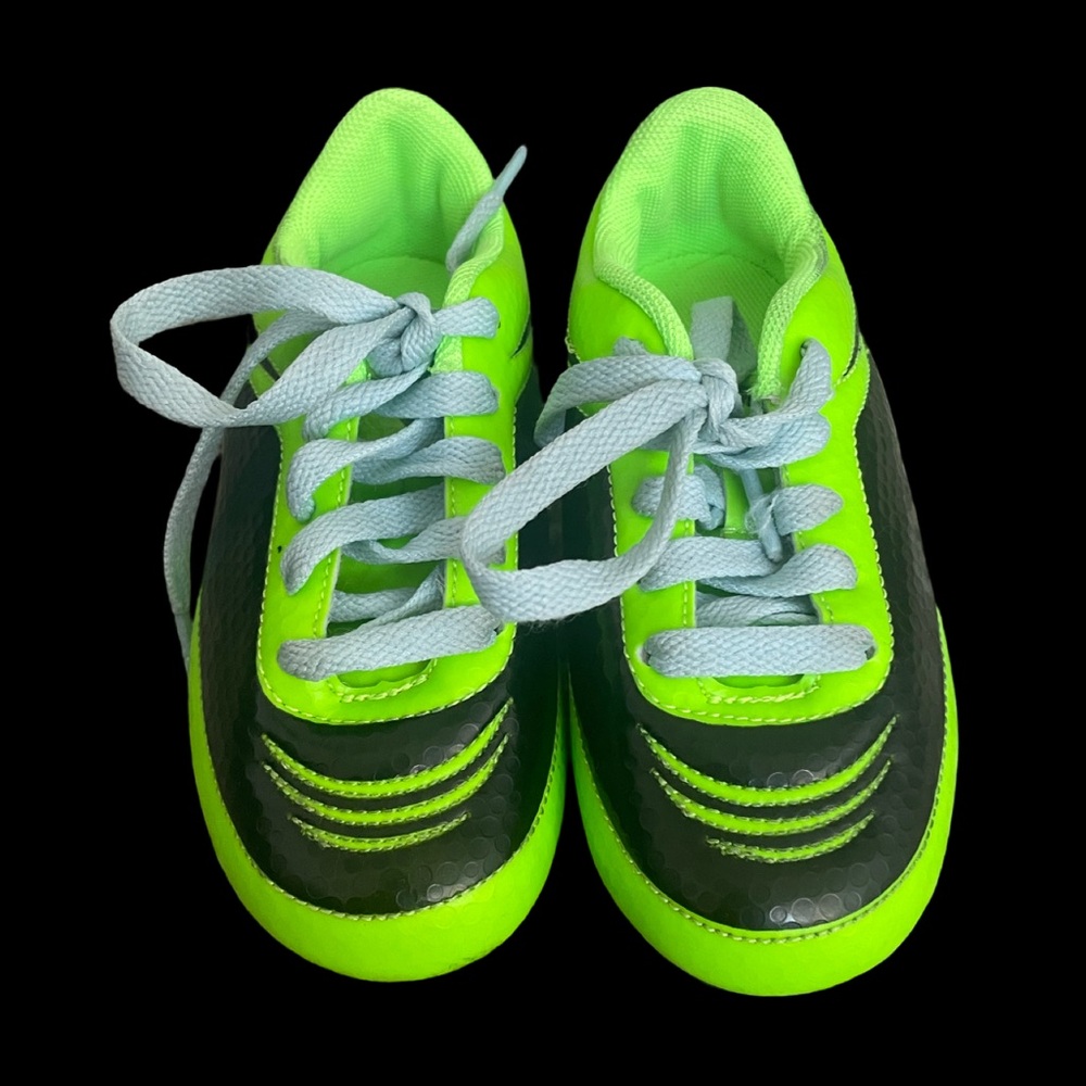 EUC Toddler Boy 10.5 Neon Green and Black Soccer Cleats